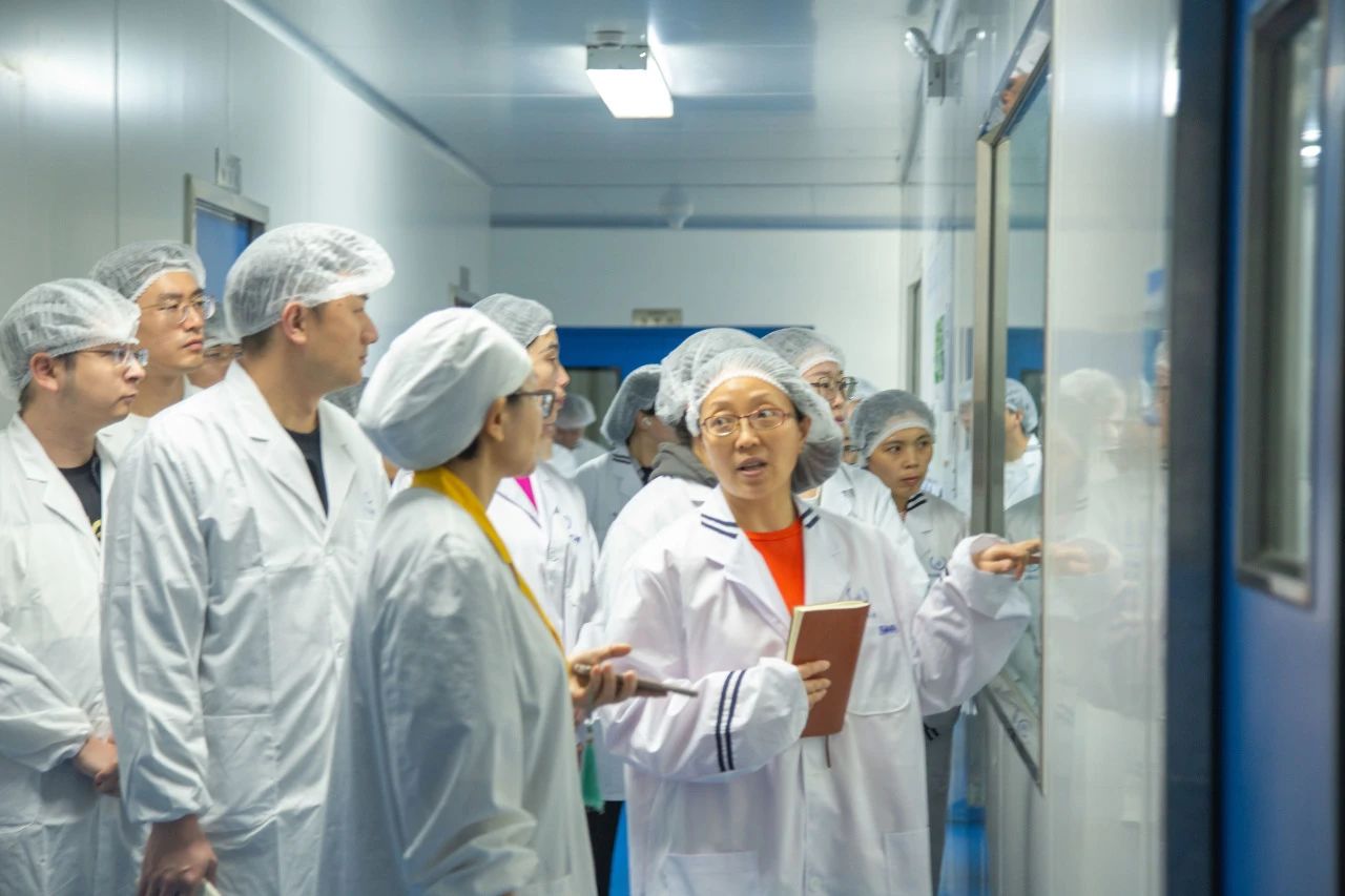 “成都市工作场所职业病危害因素检测与识别能力提升培训”活动在华体平台开展！